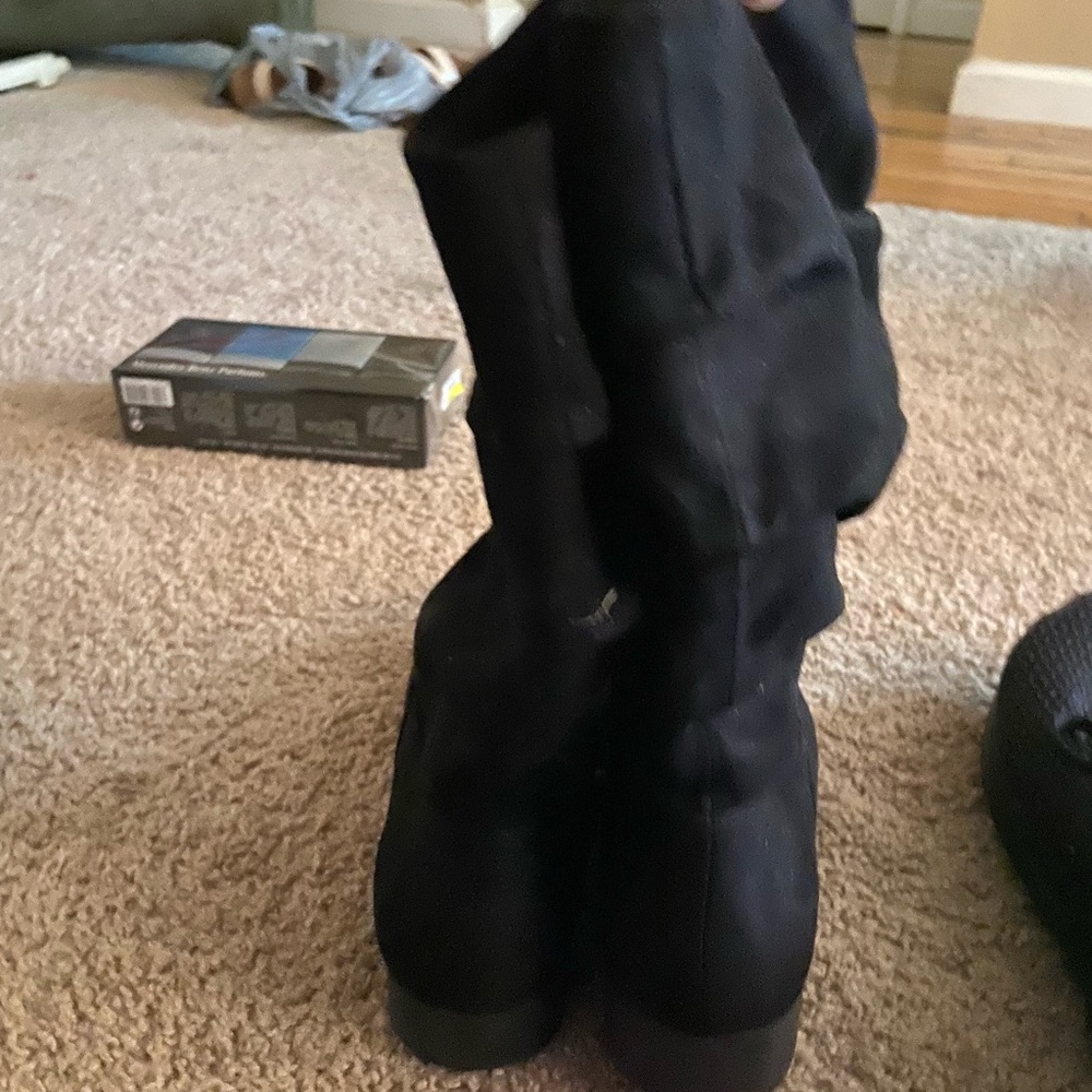 Black Boots